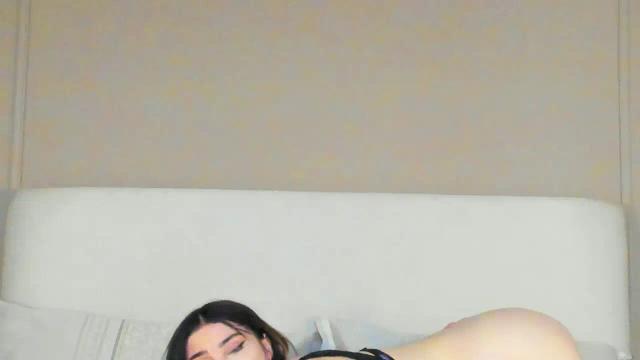 Image 6 of AmberMaddison Stream on Streamate on 2 months ago