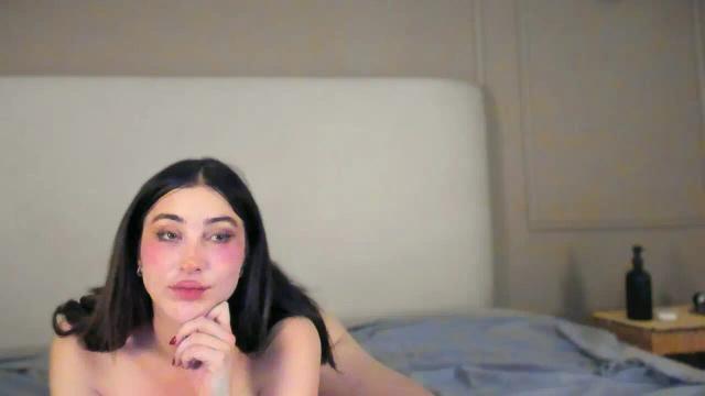 Image 6 of AmberMaddison Stream on Streamate on 2 months ago