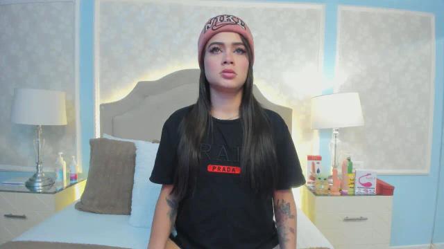 Image 10 of AnaliaSsanders Stream on Streamate on 11 months ago