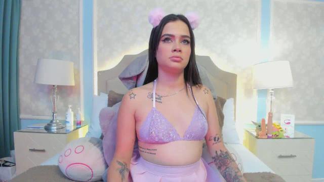 Image 6 of AnaliaSsanders Stream on Streamate on 11 months ago