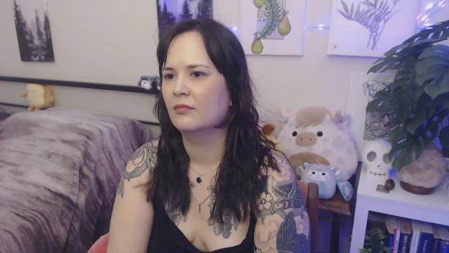 Image 12 of AshlinSinclaire Stream on Streamate on 25 days ago