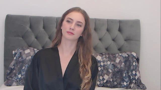 Image 12 of BreeKanne Stream on Streamate on 9 months ago