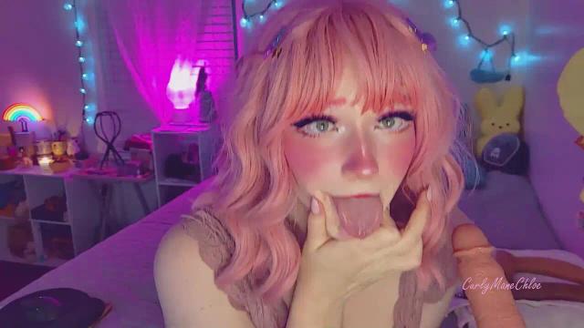 Image 4 of CurlyManeChloe Stream on Streamate on 4 months ago