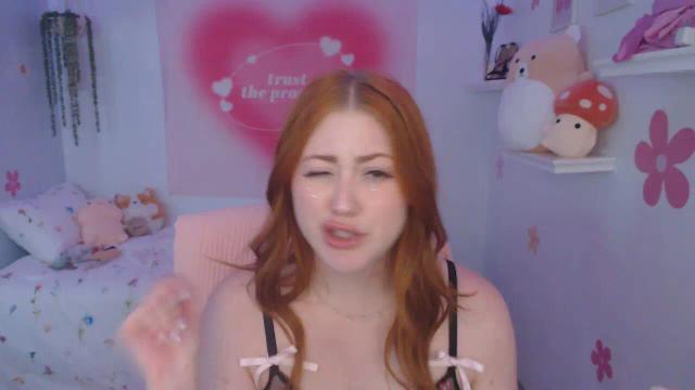 Thumbnail 1, EllaGraeXO's Stream at Streamate, 1 month ago