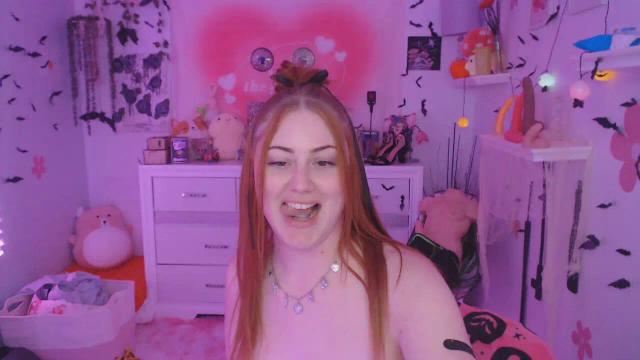 Image 12 of EllaGraeXO Stream on Streamate on 6 days ago