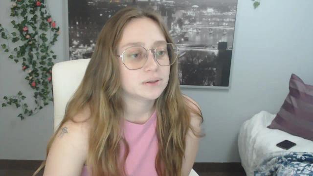 Thumbnail 1, EmilyWebb's Stream at Streamate, 25 days ago