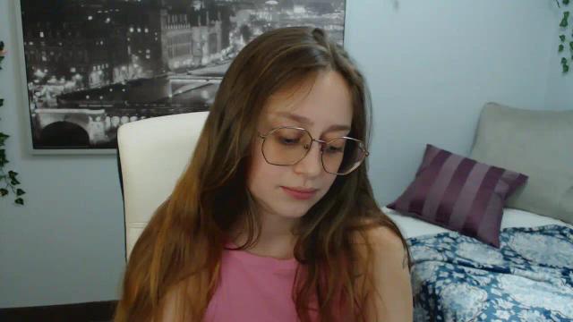 Thumbnail 1, EmilyWebb's Stream at Streamate, 18 days ago