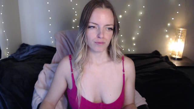 Thumbnail 2, HurricaneDaisySkye's Stream at Streamate, 1 month ago