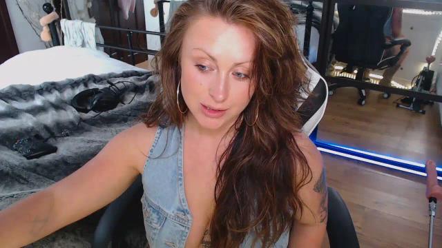 Image 10 of KINKY_GIRL_NEXTDOOR Stream on Streamate on 6 months ago