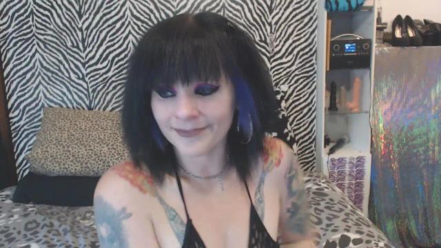 Thumbnail 2, Kitty_Fox's Stream at Streamate, 3 months ago