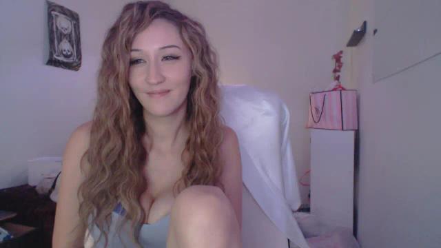 Image 4 of LexiLuthor88 Stream on Streamate on 1 month ago