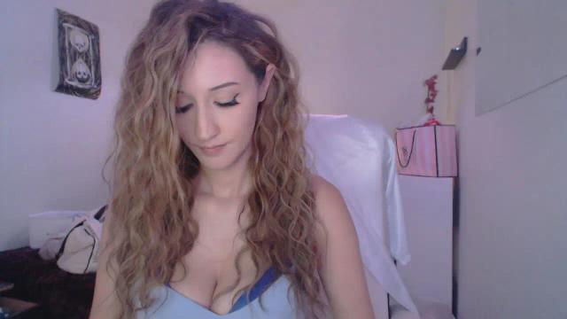 Image 9 of LexiLuthor88 Stream on Streamate on 1 month ago