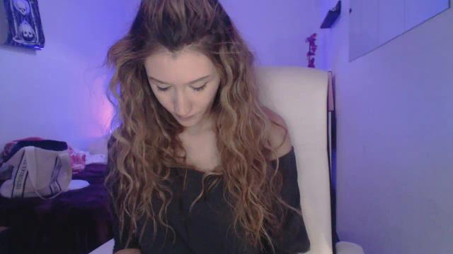 Image 9 of LexiLuthor88 Stream on Streamate on 1 month ago