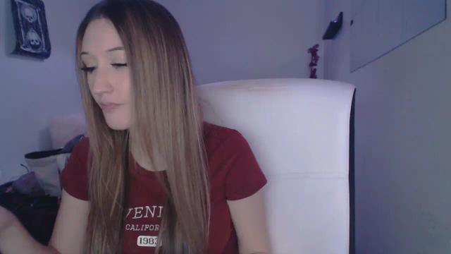 Image 5 of LexiLuthor88 Stream on Streamate on 14 days ago