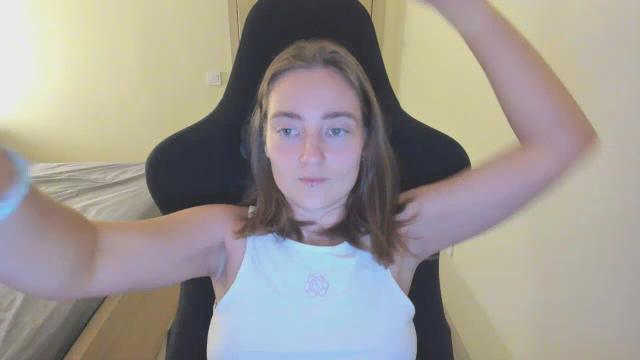 Image 12 of LilSasha Stream on Streamate on 1 month ago