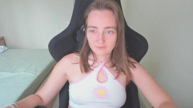 Image 12 of LilSasha Stream on Streamate on 1 month ago