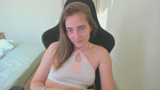 Image 3 of LilSasha Stream on Streamate on 13 days ago