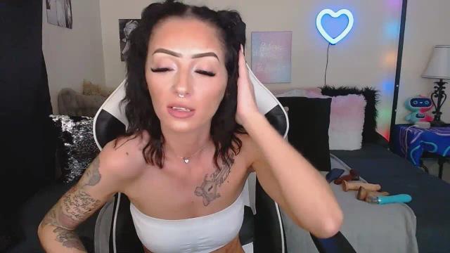 Thumbnail 1, MarilynJenelle's Stream at Streamate, 28 days ago