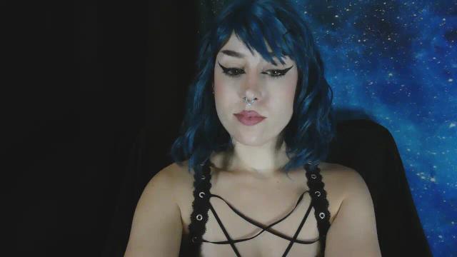 Image 10 of MissVikkiBlue Stream on Streamate on 1 month ago