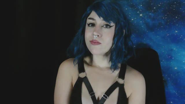 Image 10 of MissVikkiBlue Stream on Streamate on 1 month ago