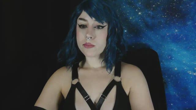 Image 2 of MissVikkiBlue Stream on Streamate on 1 month ago