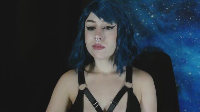 Image 4 of MissVikkiBlue Stream on Streamate on 1 month ago