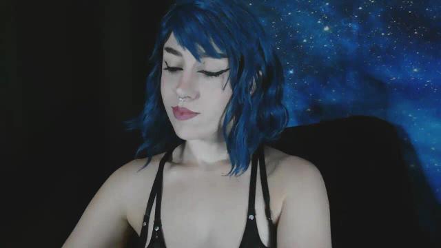 Thumbnail 1, MissVikkiBlue's Stream at Streamate, 23 days ago