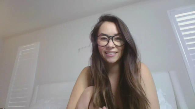 Image 3 of Mixedasiangirl Stream on Streamate on 3 days ago