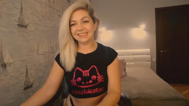 Image 2 of Nichole_Hill Stream on Streamate on 1 month ago