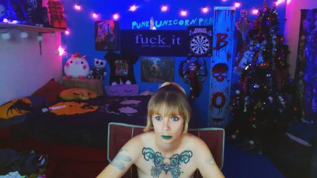 Image 4 of PunkUnicorn Stream on Streamate on 2 months ago