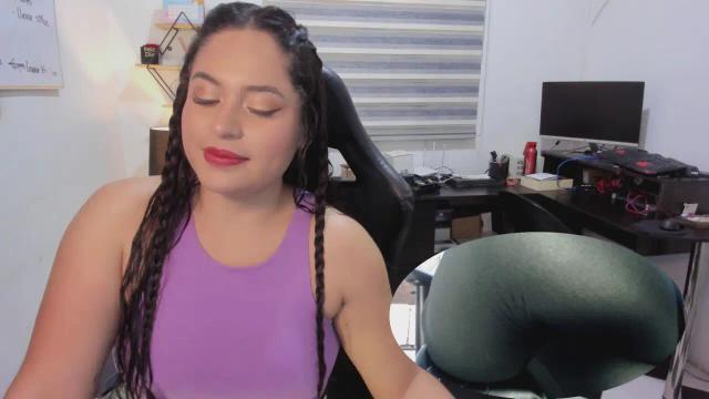 Thumbnail 3, SharaThomas's Stream at Streamate, 29 days ago