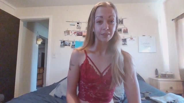 Image 10 of SummerSweetDaniels Stream on Streamate on 10 days ago