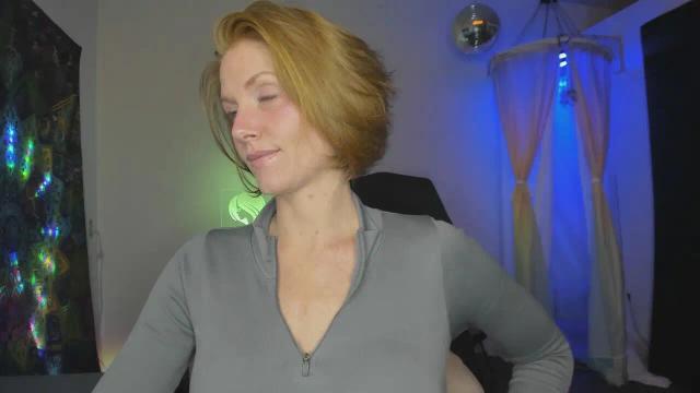 Image 3 of Theakgingersnaps Stream on Streamate on 6 months ago