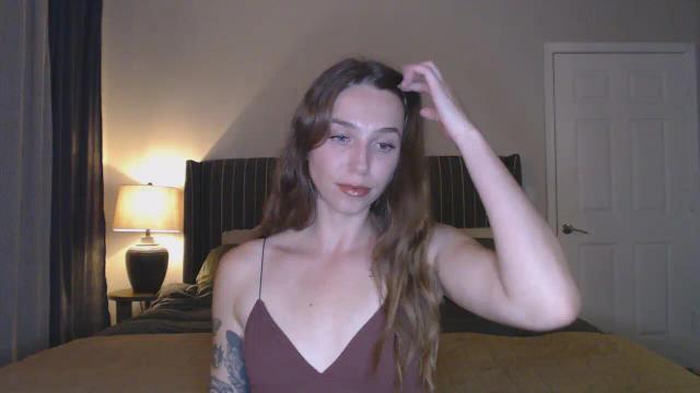 Image 4 of VibeWithMiaXX Stream on Streamate on 16 days ago