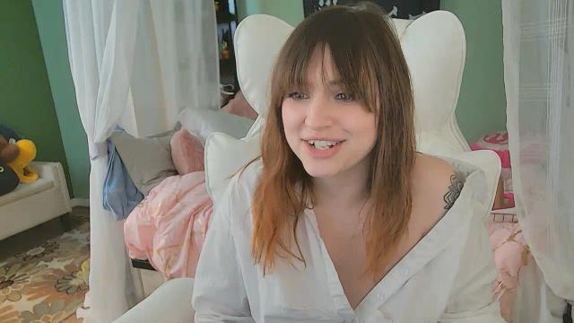 Image 1 of VixenMinx Stream on Streamate on 14 days ago