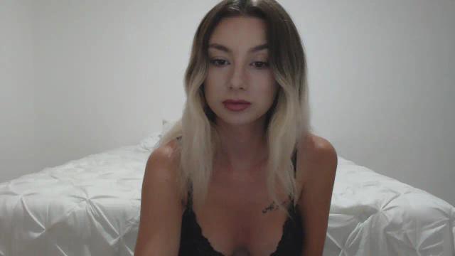 Image 2 of Youngsweetaria Stream on Streamate on 5 months ago