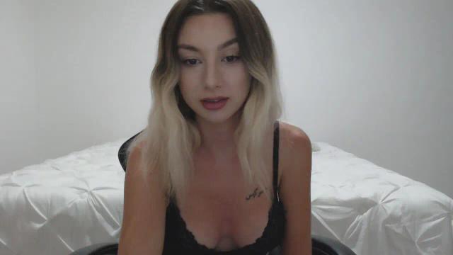 Image 9 of Youngsweetaria Stream on Streamate on 5 months ago