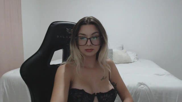 Thumbnail 3, Youngsweetaria's Stream at Streamate, 4 months ago