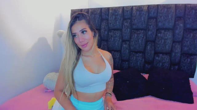 Thumbnail 3, emmaaroussee's Stream at Streamate, 5 months ago