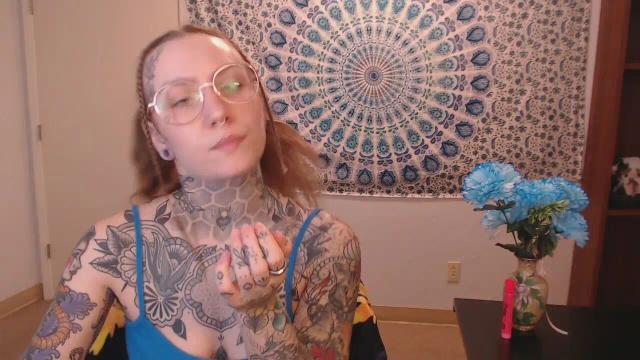 Image 12 of lovelylavender88 Stream on Streamate on 1 month ago