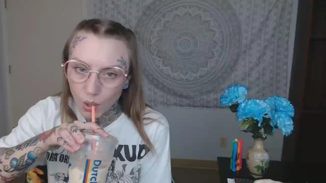 Image 3 of lovelylavender88 Stream on Streamate on 1 month ago