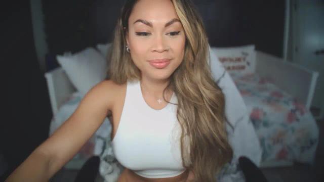 Thumbnail 1, miaqueen143's Stream at Streamate, 1 month ago